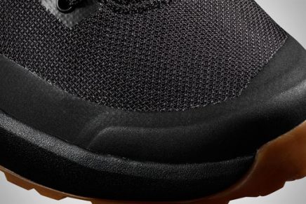 Salomon-Acro-Chukka-WR-2-Boots-2019-photo-4-436x291