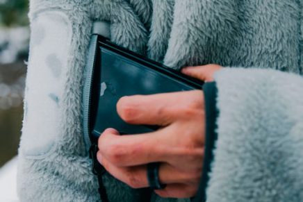 Triple Aught Design представила лимитированную коллекцию флисовых кофт YETI Triple-Aught-Design-YETI-Hoodie-2019-photo-5-436x291