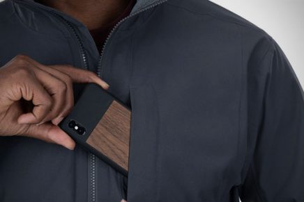 Vertx выпустила новую универсальную и усиленную хардшелл куртку Fury Hardshell Jacket Vertx-Fury-Hardshell-Jacket-2019-photo-3-436x291