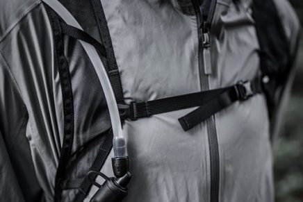 Matador выпустила новый водостойкий, легкий и компактный рюкзак Freerain32 Matador-Freerain32-Packable-Backpack-2019-photo-5-436x291