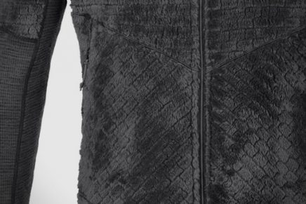 Salewa выпустила к осенне-зимнему сезону облегченную и компактную флисовую кофту Salewa-Ortles-Polartec-Wool-Highloft-Full-Zip-Hoody-2019-photo-3-436x291