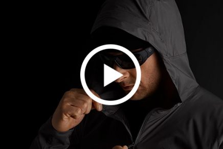 Arc'teryx-LEAF-Atom-SL-Hoody-SMU-Wolf-Video-2020-photo-1