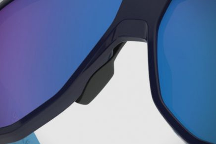 Oakley выпустила новые спортивные очки в классическом дизайне - Portal и Portal X Oakley-Portal-Sunglasses-2020-photo-7-436x291