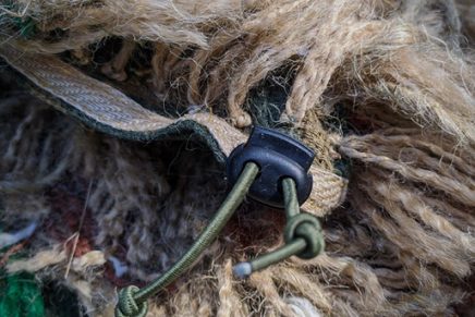 Чем заняться во время карантина? Создаем свою уникальную маскировочную куртку Homemade-camouflage-Ghille-Jacket-2020-photo-6-436x291