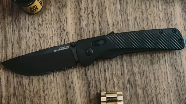 SOG-Flash-AT-EDC-Folding-Knife-Video-2020-photo-2