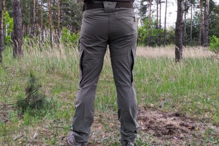 Обзор универсальных походных брюк серии Chameleon Tramp, после года использования Chameleon-Tramp-Olive-Pants-Review-2020-photo-2-436x291