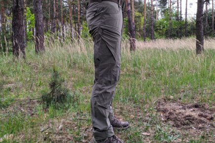 Обзор универсальных походных брюк серии Chameleon Tramp, после года использования Chameleon-Tramp-Olive-Pants-Review-2020-photo-3-436x291