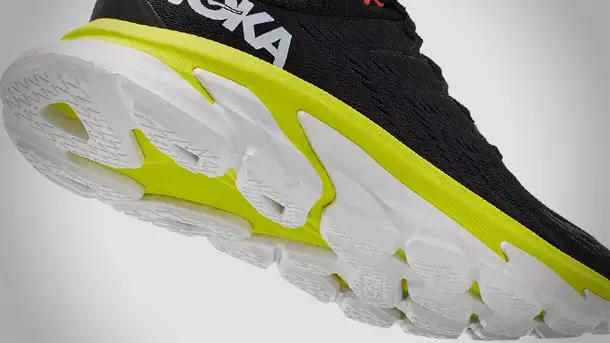 Hoka-One-One-Clifton-Edge-Runing-Shoes-2020-photo-3