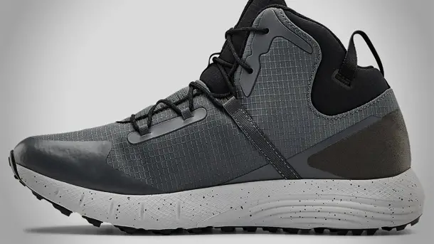 Under Armour выпустила новые высокие кроссовки для бега и пешего туризма Under-Armour-UA-Charged-Bandit-Trek-Shoes-2020-photo-2
