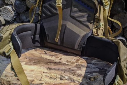 Заключительный обзор облегченного походного рюкзака Granite Gear Crown2 60L Pack Granite-Gear-Crown2-60L-Pack-Third-Review-2020-photo-6-436x291