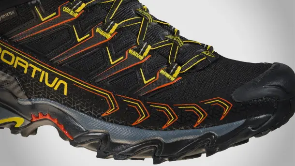 La-Sportiva-Ultra-Raptor-Mid-II-GTX-Hiking-Boots-2021-photo-3