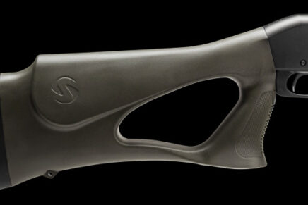 Savage Arms Company выпустила новую серию помповых ружей 320 Thumbhole Savage-Arms-320-Thumbhole-Pump-Action-Shotgun-2020-photo-3-436x291