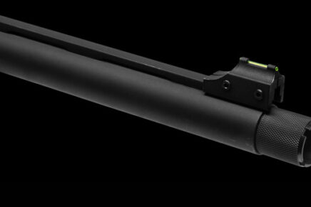 Savage Arms Company выпустила новую серию помповых ружей 320 Thumbhole Savage-Arms-320-Thumbhole-Pump-Action-Shotgun-2020-photo-4-436x291
