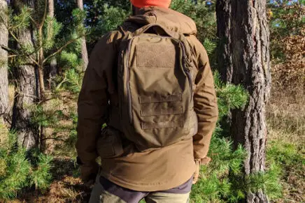 Подробное знакомство с универсальной полевой курткой Helikon-Tex Woodsman Anorak Jacket Helikon-Tex-Woodsman-Anorak-Jacket-Review-2020-photo-7-436x291