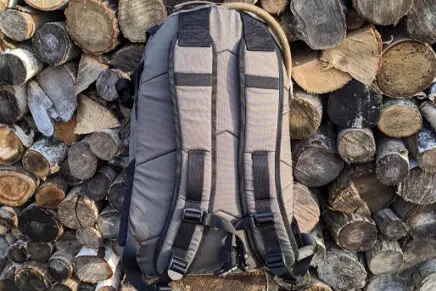 Подробный ознакомительный обзор нового повседневного рюкзака Chameleon Liberator Chameleon-Liberator-Backpack-Review-2020-photo-9-436x291