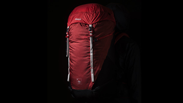 Bergans-Helium-V5-Backpack-2021-photo-1