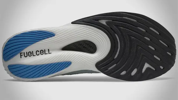 New-Balance-FuelCell-RC-Elite-v2-Runing-Shoes-2021-photo-4