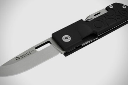 BladeShow-2021-Best-Knife-Awards-2021-photo-14-436x291