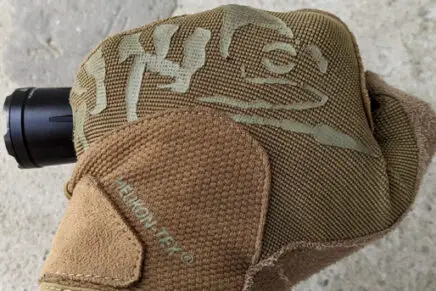 Первые впечатления от тактического светодиодного фонаря Klarus XT11GT Pro Klarus-XT11GT-Pro-LED-Flashlight-Review-2021-photo-20-436x291