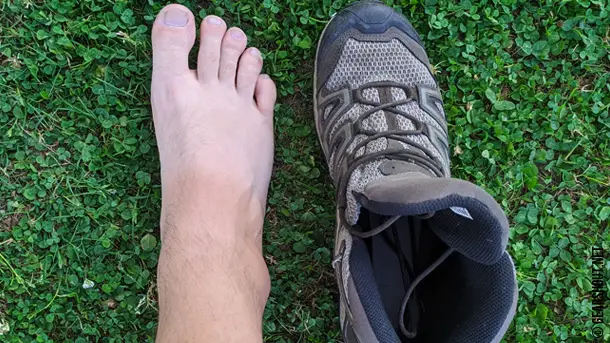 Metatarsalgia-Foot-in-Hiking-2021-photo-1