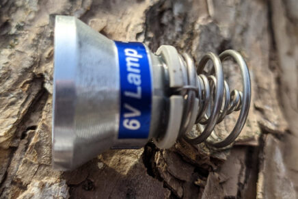 Ознакомительный обзор контрактного оружейного фонаря серии Surefire M951 SureFire-M951-Tactical-Flashlight-Review-2021-photo-14-436x291