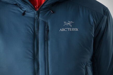 Arc’teryx выпустила свои самые теплые куртки с натуральным и синтетическим утеплителем Arcteryx-Alpha-Parka-Nuclei-SV-Parka-2021-photo-6-436x291