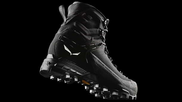 Salewa-Ortles-Ascent-Mid-GTX-Boots-2022-photo-1