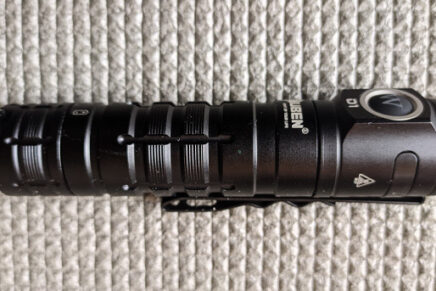Первые впечатления от повседневного светодиодного фонаря WUBEN D1 Flood EDC Flashlight Wuben-D1-Flood-EDC-Flashlight-Review-2022-photo-20-436x291