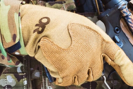 Outdoor-Research-Overlord-II-Gloves-2022-photo-6-436x291