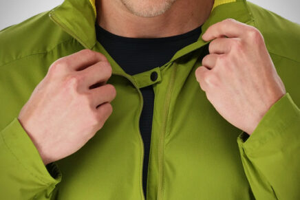 Rab выпустила новую легкую и компактную ветровку бега и хайкинга - Windveil Pull-On Rab-Windveil-Pull-On-Jacket-2022-photo-5-436x291