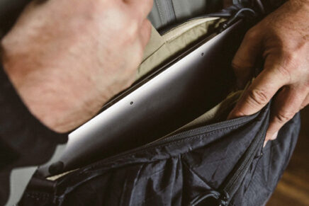 VIKTOS выпустил новую повседневную плечевую сумку Upscale XL Slingbag VIKTOS-Upscale-XL-Slingbag-2022-photo-4-436x291