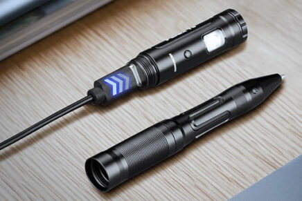 Fenix Lighting выпустила новую тактическую шариковую ручку-фонарь Fenix T6 Fenix-Lighting-T6-Tactical-Pen-2022-photo-5-436x291
