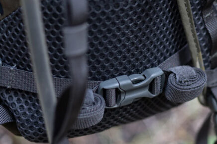 KUIU открыла прием заказов на новый гидратационный наплечник Stalker 500 PRO KUIU-Stalker-500-PRO-Backpack-2022-photo-5-436x291